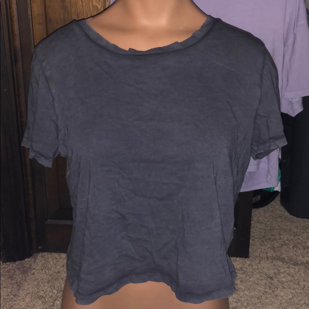 Aerie cropped shirt with a twist back